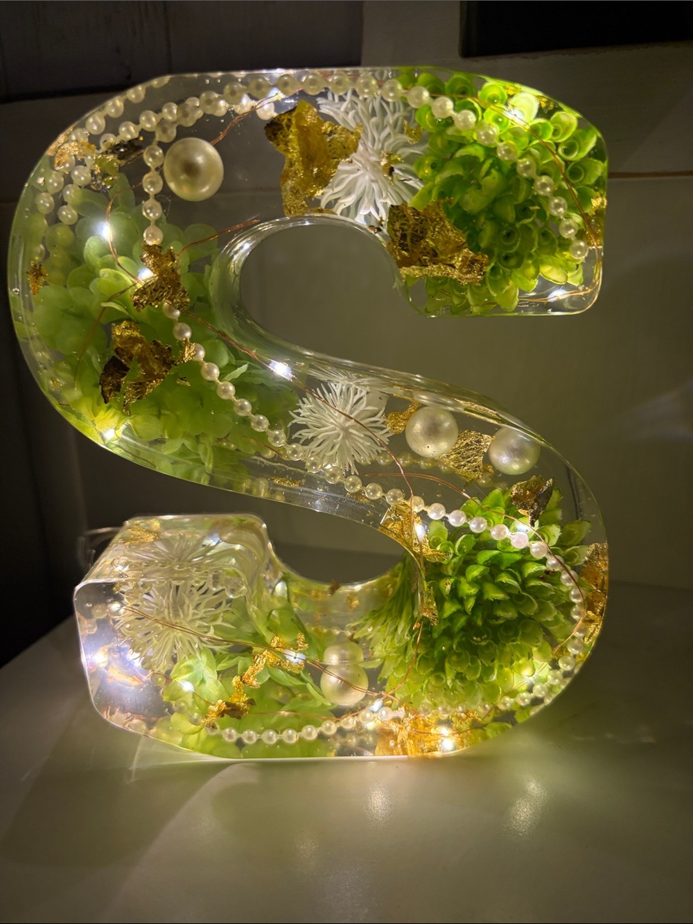 Custom resin letters - Picture 4 of 16
